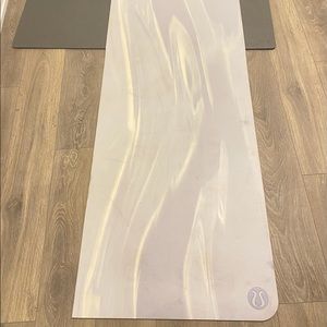 Lululemon The Reversible Mat 5 mm